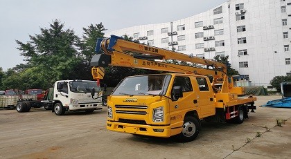 2022年9月22日車型介紹:JDF5060JGK16J6型高空作業(yè)車(江鈴16米高空作業(yè)車)